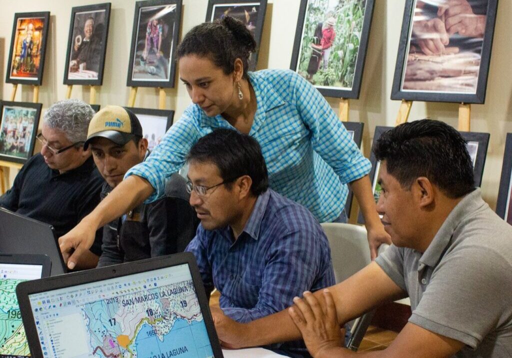 Pagina-40-Opcion-2-square-f9e5b9d2062fc1ee90bea0ea0f18bbbb-qkap2f1lzsho